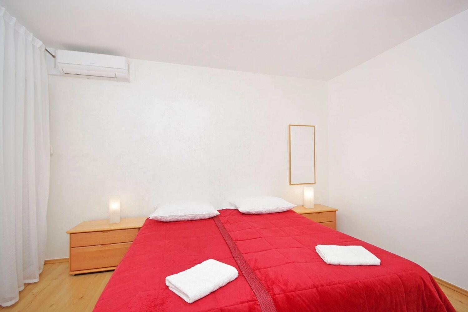 Apartments Javi - Free Private Parking Trogir Exteriör bild