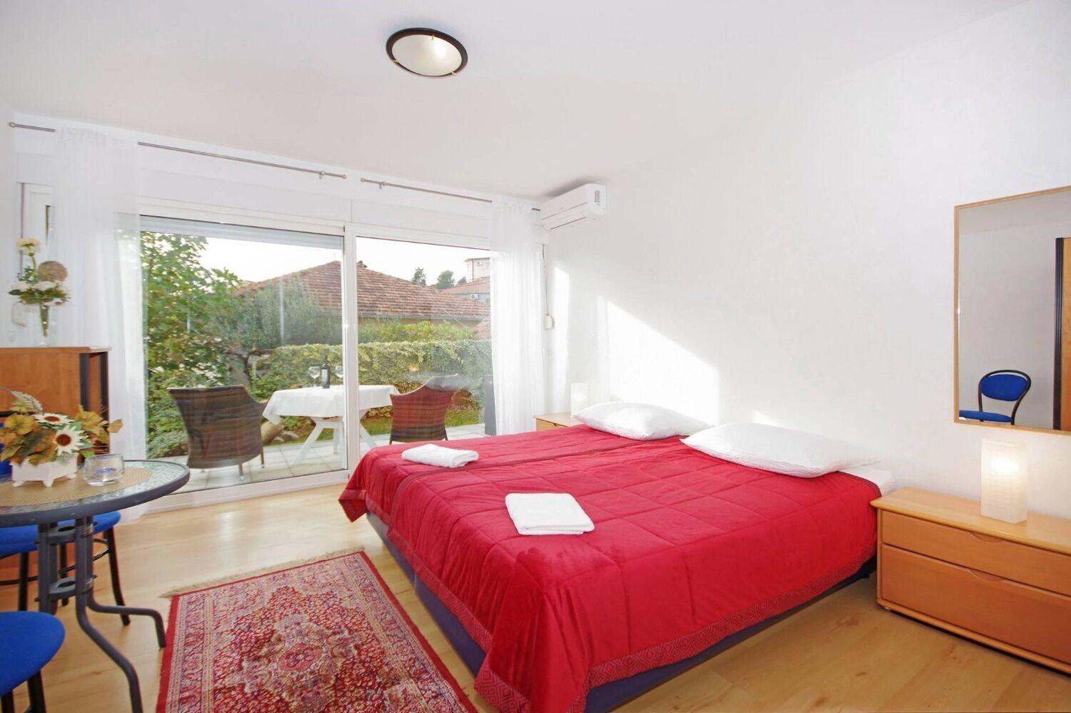 Apartments Javi - Free Private Parking Trogir Exteriör bild