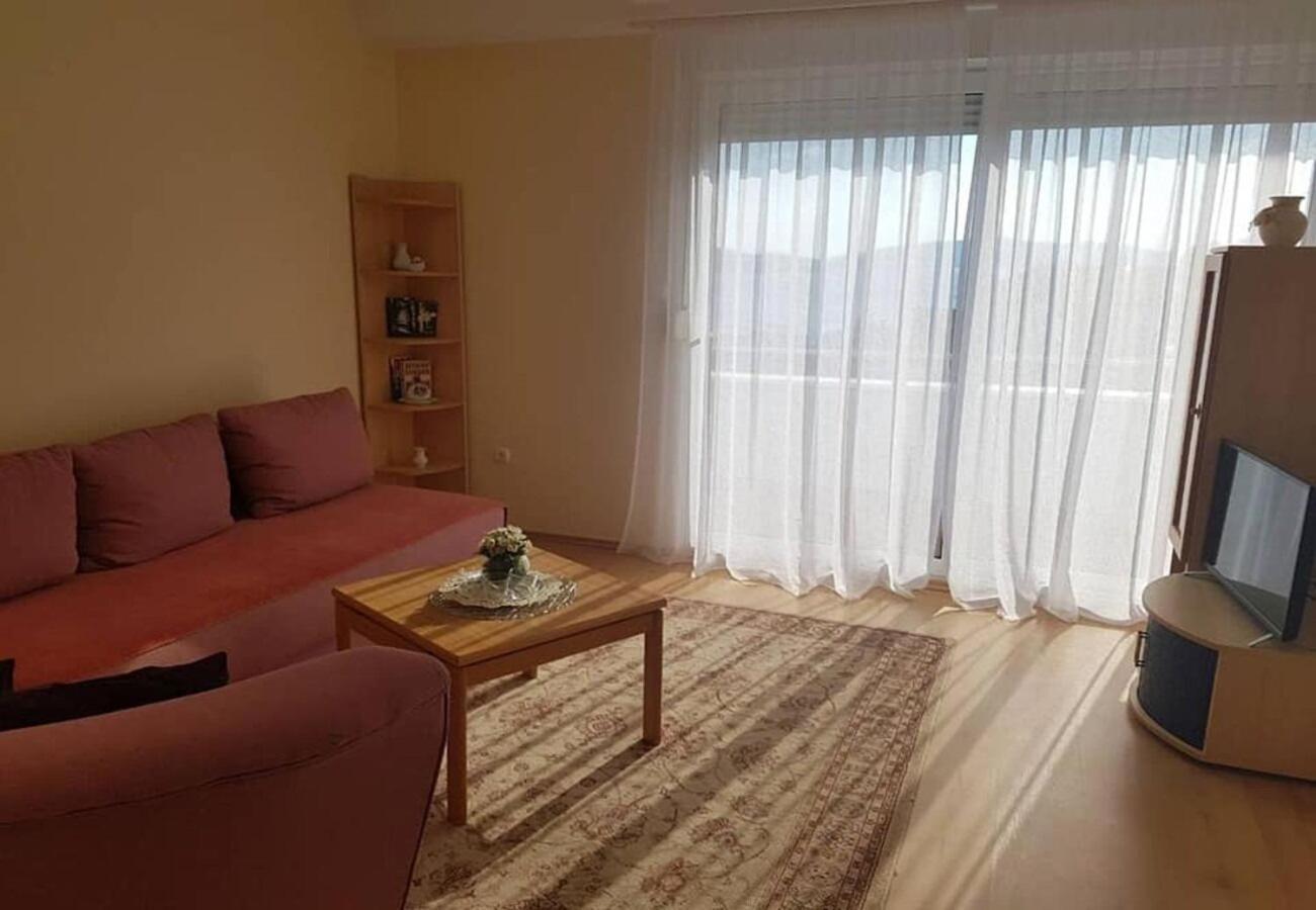 Apartments Javi - Free Private Parking Trogir Exteriör bild